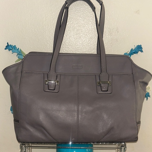 COACH Taylor Alexis Leather Shoulder Bag - Picture 3 of 14